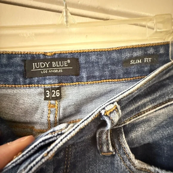 Judy Blue Straight Leg Jeans in Light Gray - Picture 3 of 4
